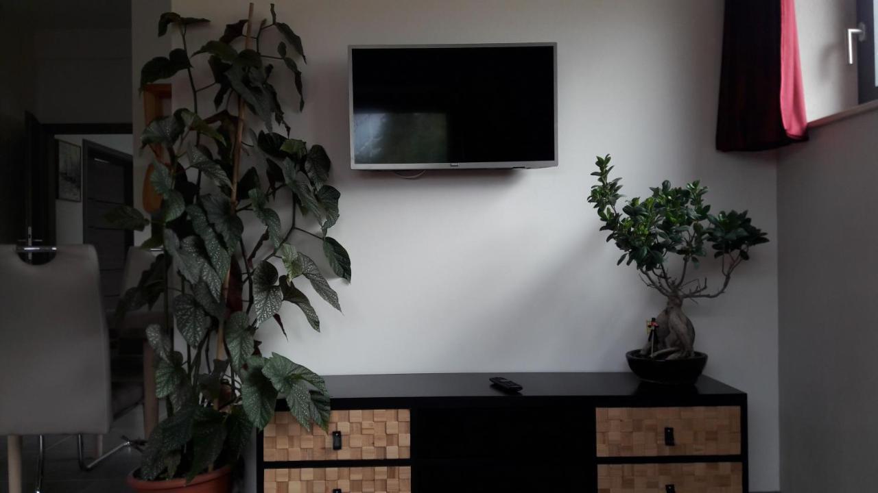 Am Eck * Schmölln